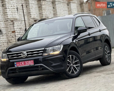 Черный Фольксваген Тигуан, объемом двигателя 1.98 л и пробегом 70 тыс. км за 17400 $, фото 4 на Automoto.ua