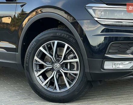 Черный Фольксваген Тигуан, объемом двигателя 2 л и пробегом 170 тыс. км за 18799 $, фото 21 на Automoto.ua