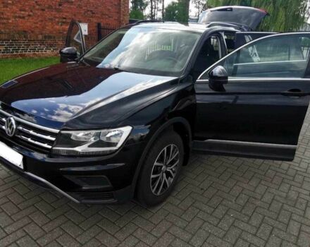 Черный Фольксваген Тигуан, объемом двигателя 2 л и пробегом 46 тыс. км за 17790 $, фото 6 на Automoto.ua