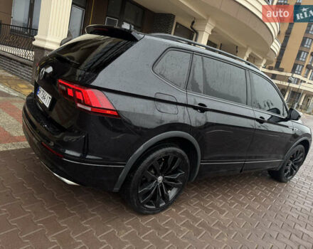 Черный Фольксваген Тигуан, объемом двигателя 2 л и пробегом 93 тыс. км за 23000 $, фото 13 на Automoto.ua