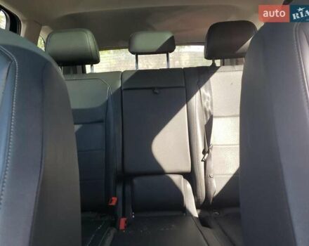 Черный Фольксваген Тигуан, объемом двигателя 2 л и пробегом 65 тыс. км за 3000 $, фото 9 на Automoto.ua