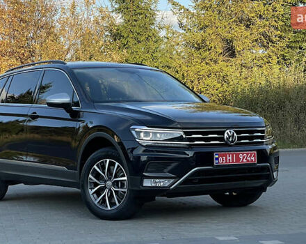 Черный Фольксваген Тигуан, объемом двигателя 2 л и пробегом 170 тыс. км за 18799 $, фото 17 на Automoto.ua