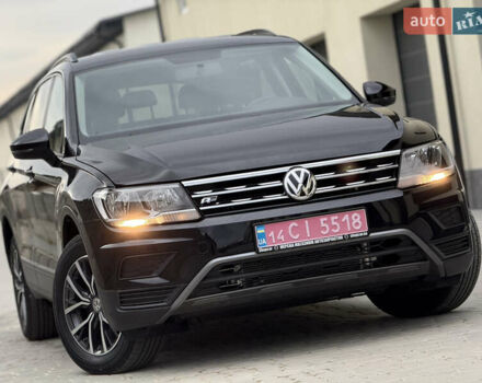 Черный Фольксваген Тигуан, объемом двигателя 1.98 л и пробегом 70 тыс. км за 17900 $, фото 3 на Automoto.ua