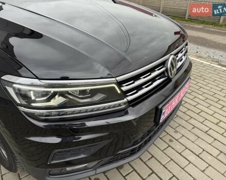 Чорний Фольксваген Тігуан, об'ємом двигуна 2 л та пробігом 228 тис. км за 26900 $, фото 20 на Automoto.ua