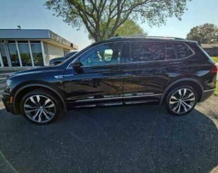 Черный Фольксваген Тигуан, объемом двигателя 2 л и пробегом 45 тыс. км за 11000 $, фото 3 на Automoto.ua