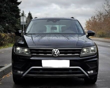 Чорний Фольксваген Тігуан, об'ємом двигуна 2 л та пробігом 134 тис. км за 22000 $, фото 2 на Automoto.ua