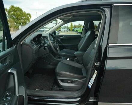 Чорний Фольксваген Тігуан, об'ємом двигуна 2 л та пробігом 47 тис. км за 9500 $, фото 8 на Automoto.ua