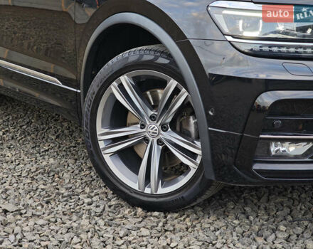 Черный Фольксваген Тигуан, объемом двигателя 2 л и пробегом 177 тыс. км за 32999 $, фото 8 на Automoto.ua