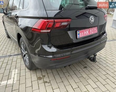 Чорний Фольксваген Тігуан, об'ємом двигуна 2 л та пробігом 228 тис. км за 26900 $, фото 7 на Automoto.ua