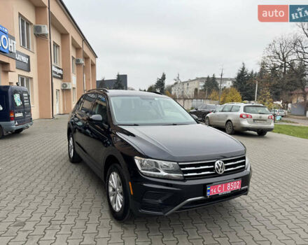 Чорний Фольксваген Тігуан, об'ємом двигуна 2 л та пробігом 232 тис. км за 14200 $, фото 6 на Automoto.ua