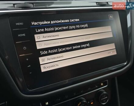 Черный Фольксваген Тигуан, объемом двигателя 2 л и пробегом 199 тыс. км за 31000 $, фото 64 на Automoto.ua