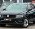 Чорний Фольксваген Тігуан, об'ємом двигуна 2 л та пробігом 129 тис. км за 17500 $, фото 1 на Automoto.ua