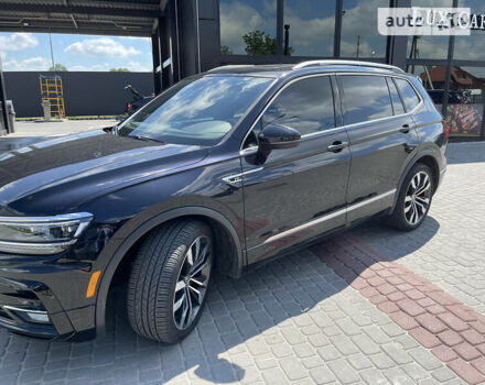 Фольксваген Тигуан 2020 в Львове на Automoto.ua Черный Фольксваген Тигуан, объемом двигателя 2 л и пробегом 16 тыс. км за 31500 $, фото 2 на Automoto.ua