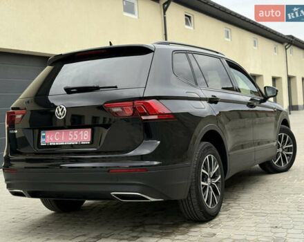 Черный Фольксваген Тигуан, объемом двигателя 1.98 л и пробегом 70 тыс. км за 17900 $, фото 19 на Automoto.ua