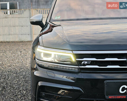 Черный Фольксваген Тигуан, объемом двигателя 2 л и пробегом 177 тыс. км за 32999 $, фото 9 на Automoto.ua