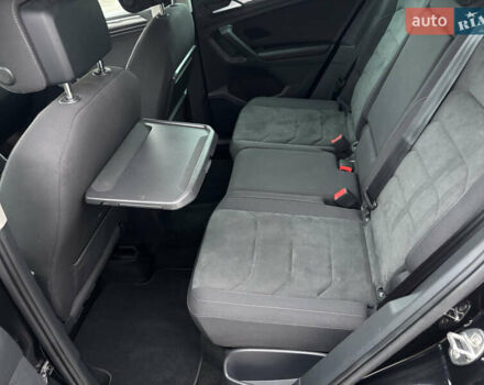 Черный Фольксваген Тигуан, объемом двигателя 2 л и пробегом 227 тыс. км за 24100 $, фото 22 на Automoto.ua