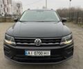 Черный Фольксваген Тигуан, объемом двигателя 2 л и пробегом 55 тыс. км за 21400 $, фото 1 на Automoto.ua