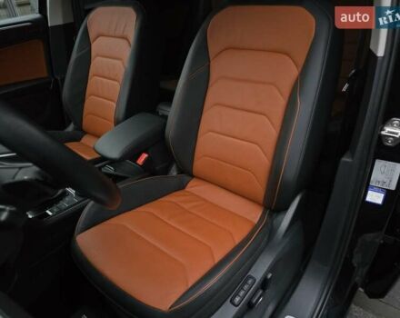 Черный Фольксваген Тигуан, объемом двигателя 2 л и пробегом 199 тыс. км за 31000 $, фото 98 на Automoto.ua