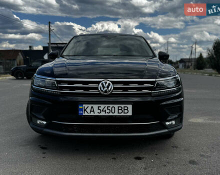 Чорний Фольксваген Тігуан, об'ємом двигуна 1.97 л та пробігом 115 тис. км за 31000 $, фото 1 на Automoto.ua