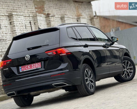 Черный Фольксваген Тигуан, объемом двигателя 1.98 л и пробегом 70 тыс. км за 17400 $, фото 18 на Automoto.ua