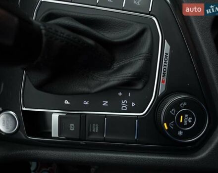 Черный Фольксваген Тигуан, объемом двигателя 2 л и пробегом 199 тыс. км за 31000 $, фото 45 на Automoto.ua