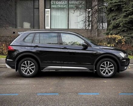Чорний Фольксваген Тігуан, об'ємом двигуна 2 л та пробігом 134 тис. км за 22000 $, фото 6 на Automoto.ua
