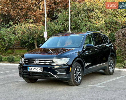 Чорний Фольксваген Тігуан, об'ємом двигуна 1.98 л та пробігом 41 тис. км за 22500 $, фото 4 на Automoto.ua