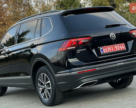 Черный Фольксваген Тигуан, объемом двигателя 2 л и пробегом 170 тыс. км за 18799 $, фото 49 на Automoto.ua