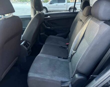 Чорний Фольксваген Тігуан, об'ємом двигуна 2 л та пробігом 44 тис. км за 15500 $, фото 8 на Automoto.ua