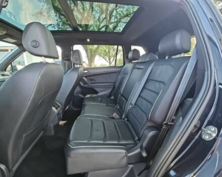 Черный Фольксваген Тигуан, объемом двигателя 2 л и пробегом 30 тыс. км за 19200 $, фото 11 на Automoto.ua