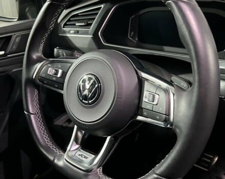 Черный Фольксваген Тигуан, объемом двигателя 1.98 л и пробегом 65 тыс. км за 41500 $, фото 24 на Automoto.ua