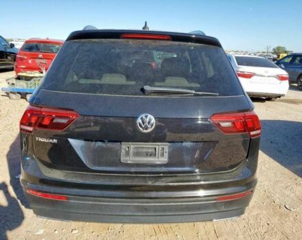 Черный Фольксваген Тигуан, объемом двигателя 0 л и пробегом 88 тыс. км за 4500 $, фото 5 на Automoto.ua