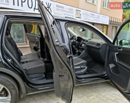 Черный Фольксваген Тигуан, объемом двигателя 2 л и пробегом 58 тыс. км за 26900 $, фото 6 на Automoto.ua