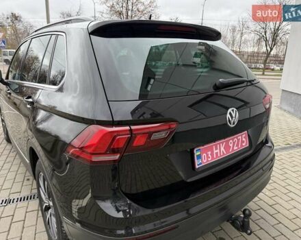Чорний Фольксваген Тігуан, об'ємом двигуна 2 л та пробігом 228 тис. км за 26900 $, фото 8 на Automoto.ua