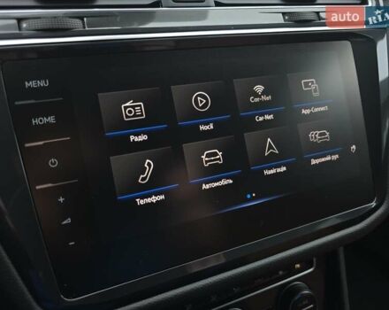 Черный Фольксваген Тигуан, объемом двигателя 2 л и пробегом 199 тыс. км за 31000 $, фото 56 на Automoto.ua