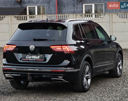 Черный Фольксваген Тигуан, объемом двигателя 2 л и пробегом 177 тыс. км за 32999 $, фото 5 на Automoto.ua