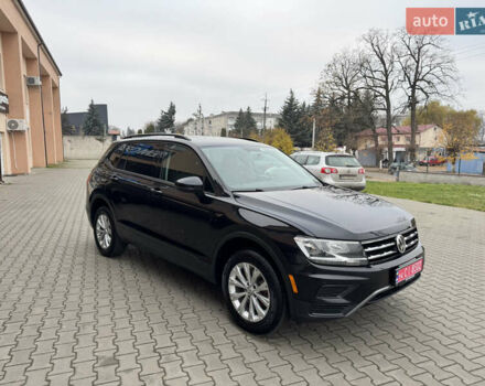 Черный Фольксваген Тигуан, объемом двигателя 2 л и пробегом 232 тыс. км за 14300 $, фото 6 на Automoto.ua