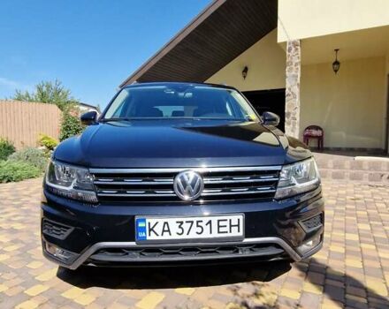 Черный Фольксваген Тигуан, объемом двигателя 1.98 л и пробегом 44 тыс. км за 24900 $, фото 2 на Automoto.ua