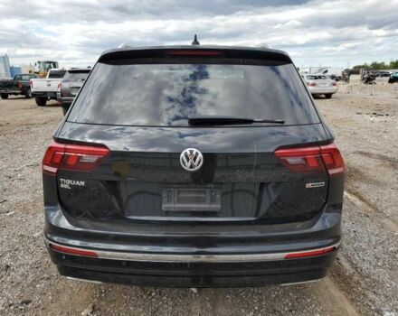 Черный Фольксваген Тигуан, объемом двигателя 2 л и пробегом 28 тыс. км за 5000 $, фото 5 на Automoto.ua