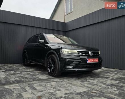 Черный Фольксваген Тигуан, объемом двигателя 2 л и пробегом 199 тыс. км за 31000 $, фото 41 на Automoto.ua