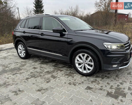 Черный Фольксваген Тигуан, объемом двигателя 2 л и пробегом 227 тыс. км за 24100 $, фото 12 на Automoto.ua