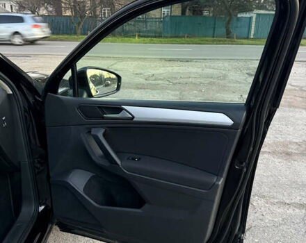 Черный Фольксваген Тигуан, объемом двигателя 1.98 л и пробегом 187 тыс. км за 23100 $, фото 29 на Automoto.ua