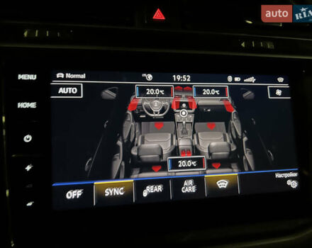 Черный Фольксваген Тигуан, объемом двигателя 1.98 л и пробегом 65 тыс. км за 41500 $, фото 4 на Automoto.ua