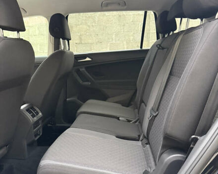 Черный Фольксваген Тигуан, объемом двигателя 1.98 л и пробегом 70 тыс. км за 17400 $, фото 50 на Automoto.ua