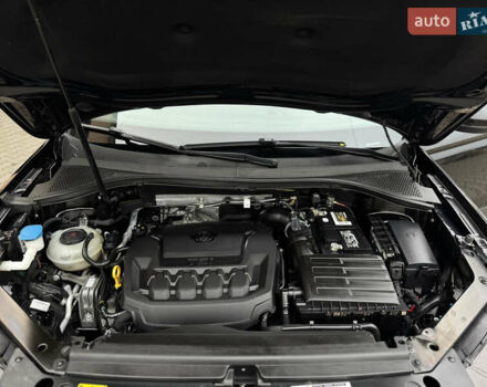 Чорний Фольксваген Тігуан, об'ємом двигуна 2 л та пробігом 232 тис. км за 14200 $, фото 41 на Automoto.ua