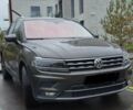 Чорний Фольксваген Тігуан, об'ємом двигуна 0 л та пробігом 82 тис. км за 13600 $, фото 2 на Automoto.ua