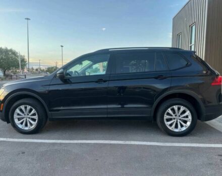 Черный Фольксваген Тигуан, объемом двигателя 2 л и пробегом 39 тыс. км за 8900 $, фото 3 на Automoto.ua