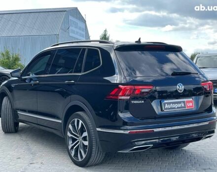 Черный Фольксваген Тигуан, объемом двигателя 2 л и пробегом 53 тыс. км за 24590 $, фото 8 на Automoto.ua