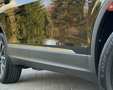 Черный Фольксваген Тигуан, объемом двигателя 2 л и пробегом 170 тыс. км за 18799 $, фото 25 на Automoto.ua