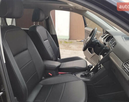 Черный Фольксваген Тигуан, объемом двигателя 2 л и пробегом 96 тыс. км за 16300 $, фото 5 на Automoto.ua